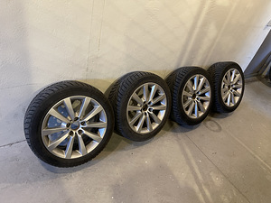 BMW 5x120 Style 328 18-tolli (F10/11) veljed koos rehvidega (1 foto / 8)