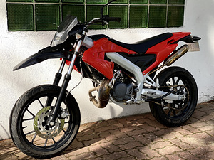 Aprilia SX50 2T AM-kat (4 foto / 10)