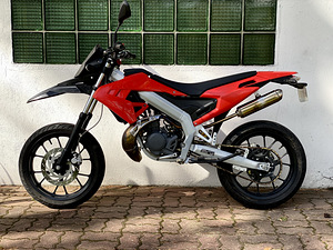 Aprilia SX50 2T AM-kat (5 foto / 10)