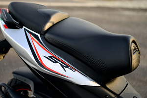Aprilia SR 50 R 2T 2kW (9 foto / 10)