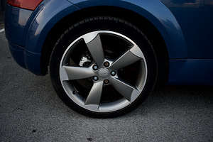 Audi TT 1.8T 132kw QUATTRO (14 foto / 14)
