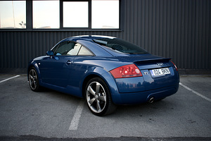 Audi TT 1.8T 132kw QUATTRO (6 foto / 14)