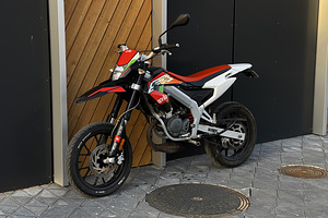 Aprilia SX 50 2018 Factory (4 foto / 10)