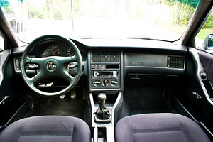 Audi 80 B4 1.9TD 55KW 1993 (11 foto / 15)