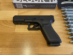 UUS UMAREX Glock 17 gen 5 Airsoft 6mm püstol CO2 Blowback (2 foto / 10)