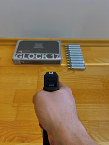 НОВЫЙ UMAREX Glock 17 gen 3 пневматический пистолет 4,5 мм C (7 фото из 10)