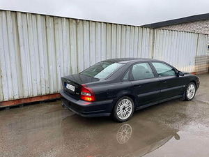 Volvo S80 2.5 TDI 103kw manuaal (7 foto / 10)