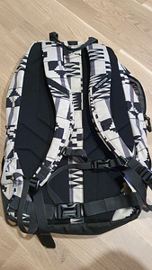 BURTON Day Hiker 25l seljakott (2 foto / 4)