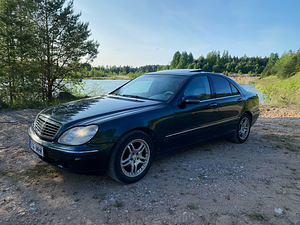 Мерседес-Бенц S320 (1 фото из 8)