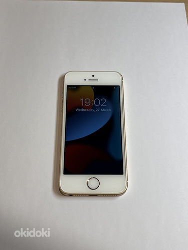 iPhone SE 32GB Gold (foto #1)