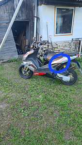 Aprilia Sr50R 2016a (2 foto / 2)