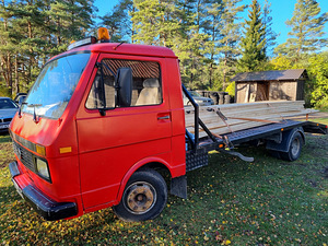 Volkswagen LT 35 Эвакуатор (3 фото из 6)