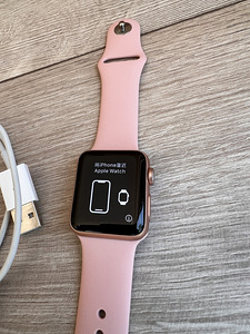 Apple Watch 3 38mm Gold GPS (2 foto / 3)