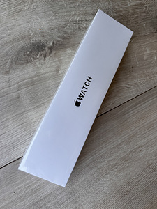 Apple Watch SE 40mm Gold GPS Starlight UUS (2 foto / 3)