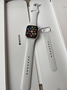 Apple Watch 8 41mm GPS+Cellular Silver (2 foto / 2)