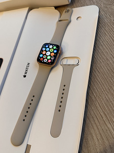 Apple Watch SE Gold 44mm GPS+Cellular (1 foto / 3)