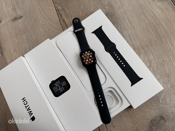 Apple Watch SE 2nd Gen GPS+LTE 40mm Midnight (фото #1)