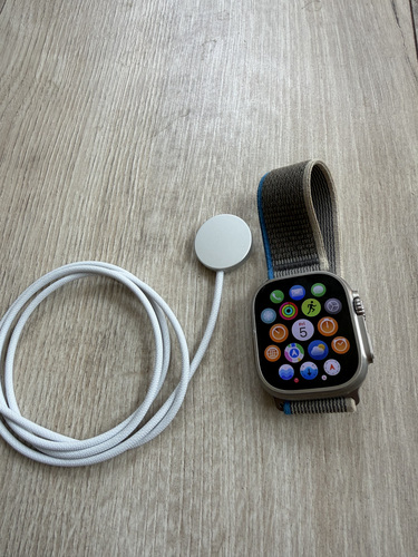 Apple Watch Ultra GPS+LTE 49mm