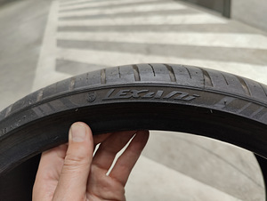 Lexani LX Twenty 285/25 R20 suverehvid (7 foto / 9)