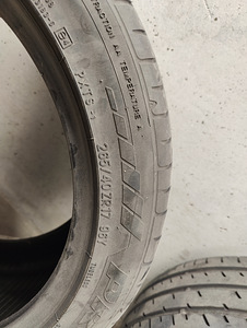 Toyo Proxes T1 Sport 265/40/ZR17 (3 foto / 6)
