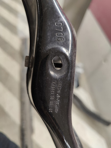 BMW F30/F31 OEM esistange osad (7 foto / 7)