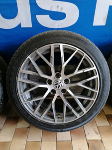 Литые диски 5x112 R18 (3 фото из 6)