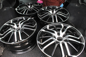 Литые диски Mercedes 17'' 5x112 (4 фото из 7)