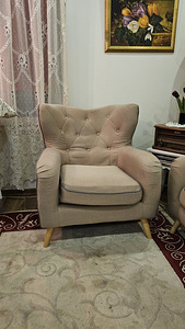 Диван и кресло (2 фото из 3)