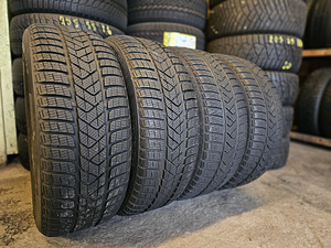 215 55 R 17 Pirelli Scorpion Winter