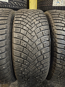 215 60 R 16 Continental IceContact 3 (1 foto / 4)