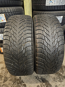 215 55 R 17 Nokian Hakkapeliitta R3 (1 foto / 5)