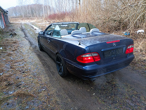 Mercedes-benz clk cabrio (2 foto / 9)