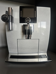 Jura J9.3 (1 фото из 10)