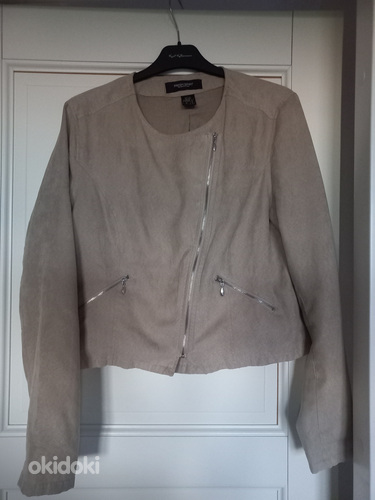 Женский пиджак, размер L (фото #1)