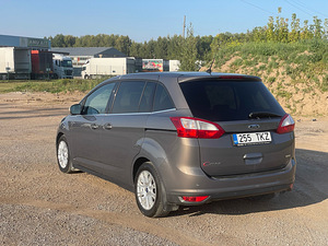 Ford Grand C-Max (5 foto / 14)