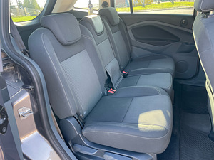 Ford Grand C-Max (13 foto / 14)