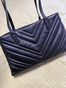 Кожаная сумка dkny (2 фото из 4)