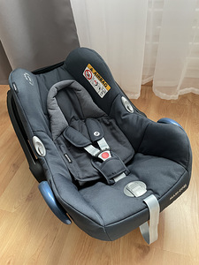 Maxi cosi cabriofix (2 foto / 2)