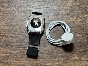 Apple Watch Ultra 1st Gen, 49mm, Titanium (3 foto / 3)