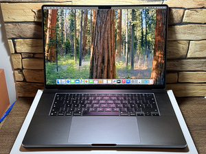 Apple Macbook M3 Pro 12C/18C 512GB/36GB (16-inch, 2023), Mid (1 foto / 3)