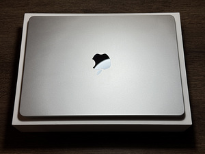 Apple Macbook Air M2 256GB/8GB (13-inch, 2022), Silver FRA (2 foto / 3)