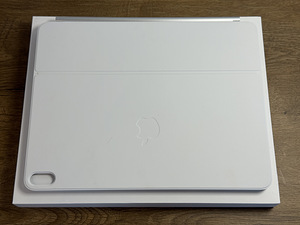 Apple iPad Air Magic Keyboard 13", White INT (2 foto / 3)