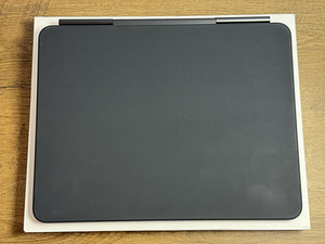 Apple iPad Pro Magic Keyboard 13" INT (3 foto / 3)
