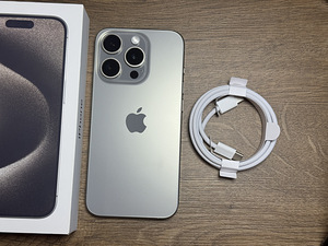 Apple iPhone 15 Pro 256gb, Natural Titanium (3 foto / 3)