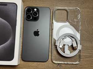 Apple iPhone 15 Pro Max 256gb, Space Black (3 foto / 3)