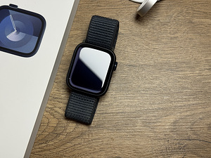 Apple Watch Series 9, 41mm, Midnight (2 foto / 3)