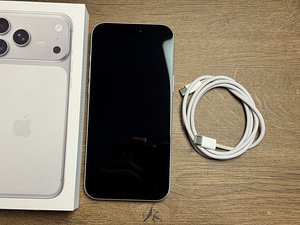 Apple iPhone 17 Pro Max 256gb, Silver (2 foto / 3)