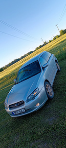 Subaru Legacy 2005 2.5 мануал (2 фото из 10)