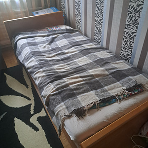 Стандартная кровать (1 фото из 4)