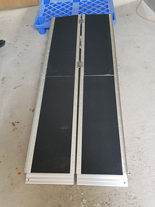 Kokkupandav raamatukujuline kaldtee, 4ft, 5ft, Multi-Fold Ra (1 foto / 5)